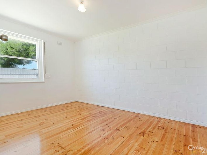 393 Mersey Road, Taperoo SA 5017