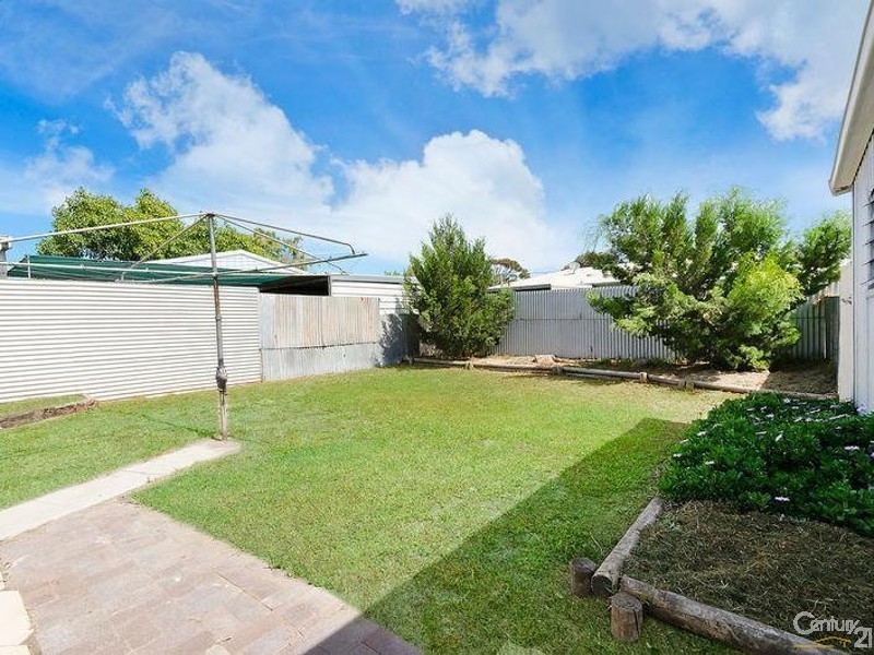 393 Mersey Road, Taperoo SA 5017