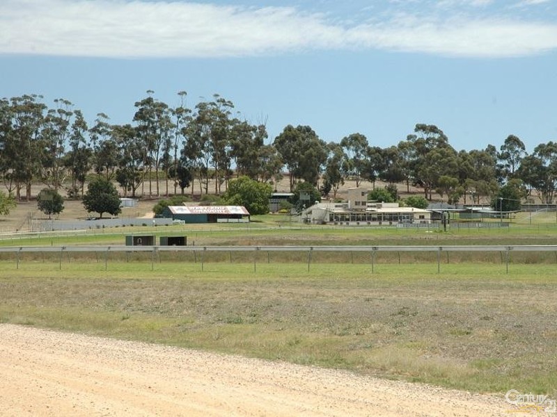 3 Hawker Street, Yacka SA 5470