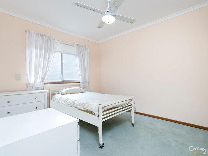 1/32 Tapping Crescent, North Haven SA 5018