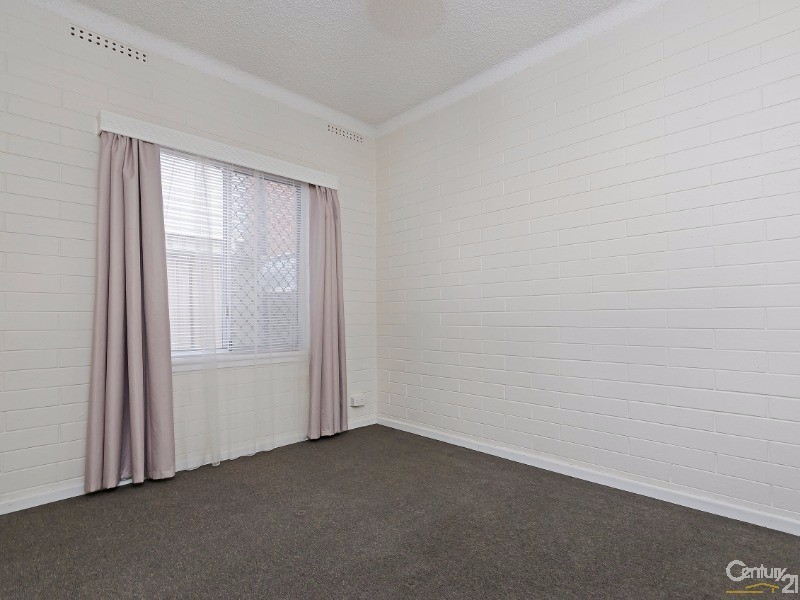 2/248 Military Road, Semaphore SA 5019