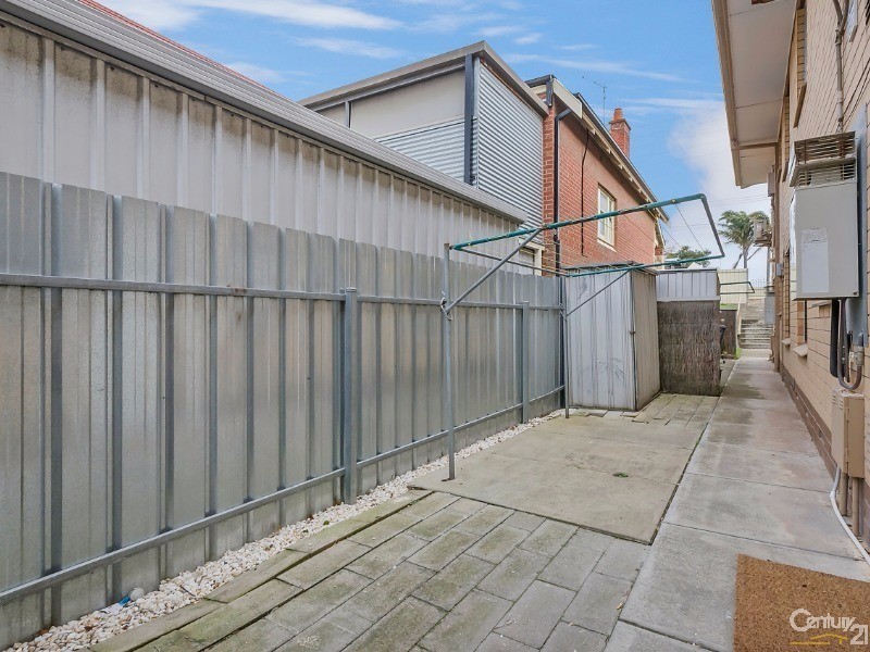 2/248 Military Road, Semaphore SA 5019