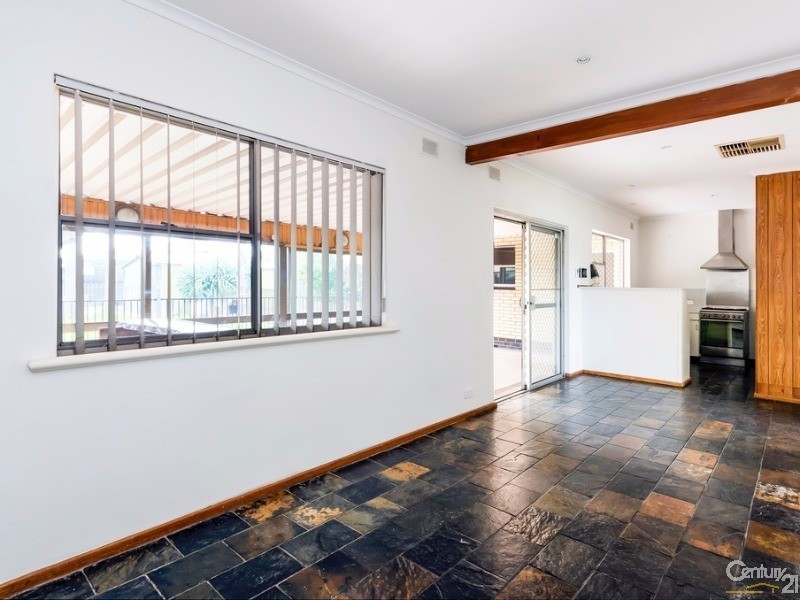 37 Osborne Rd, North Haven SA 5018