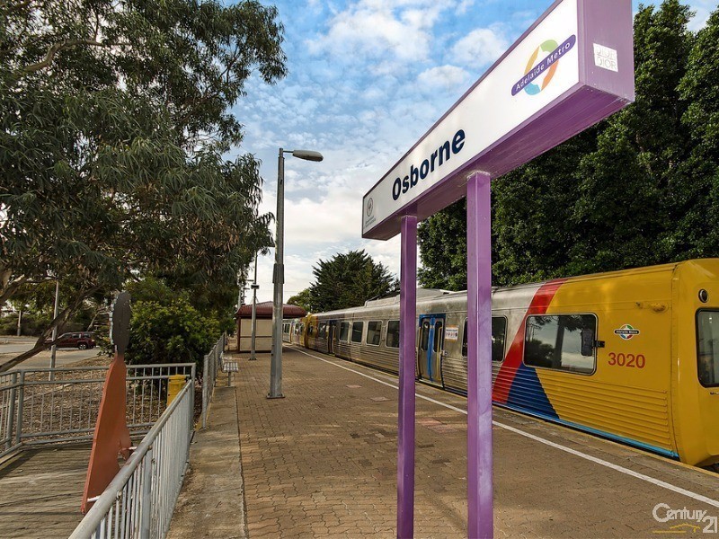 37 Osborne Rd, North Haven SA 5018