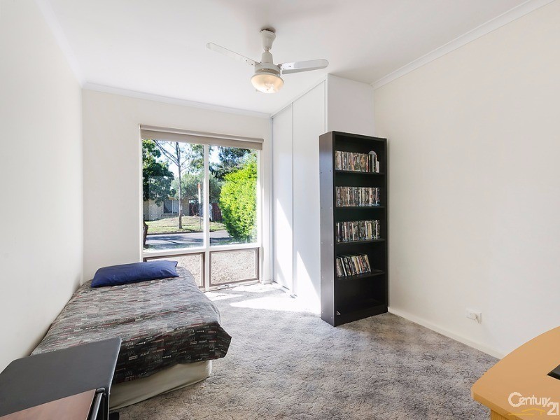 9 Woolaston Road, Salisbury Downs SA 5108