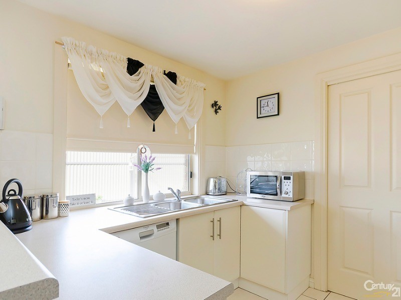 18 Little Street, Largs North SA 5016