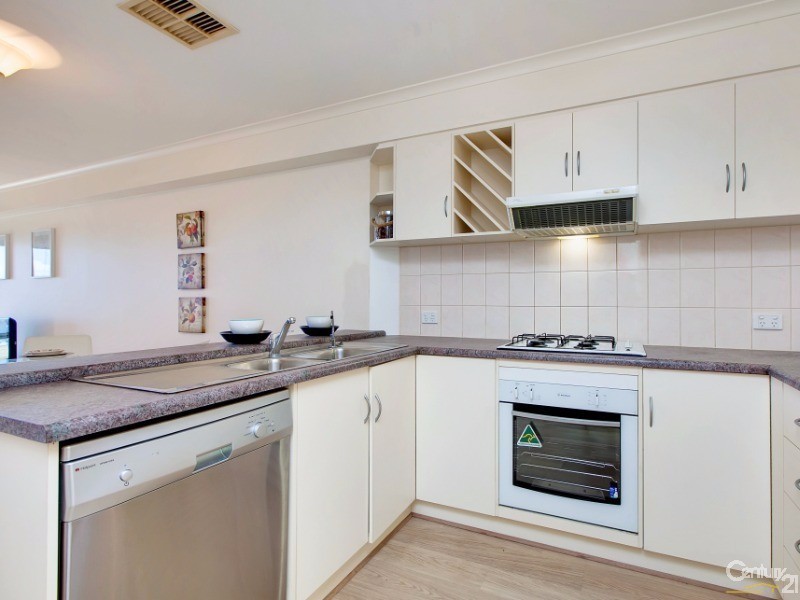 2/2 Cooroyba Court, North Haven SA 5018