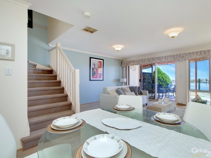 2/2 Cooroyba Court, North Haven SA 5018