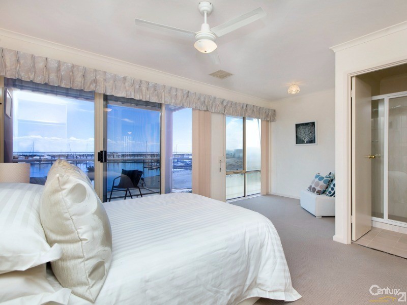 2/2 Cooroyba Court, North Haven SA 5018