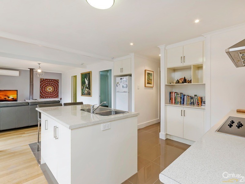 7 Glen Road, Bridgewater SA 5155