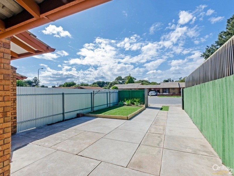 16 Ormiston Court, Taperoo SA 5017