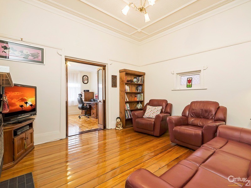 10 Harrold Street, Largs Bay SA 5016
