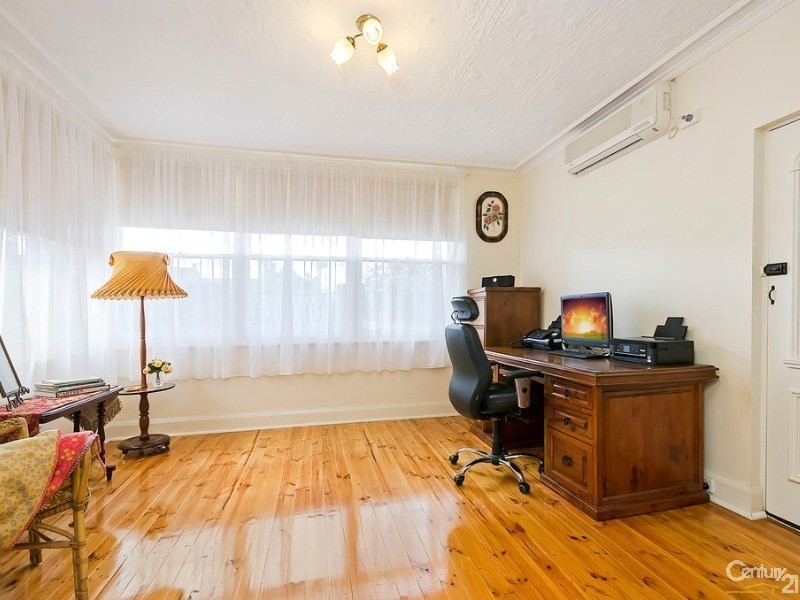 10 Harrold Street, Largs Bay SA 5016