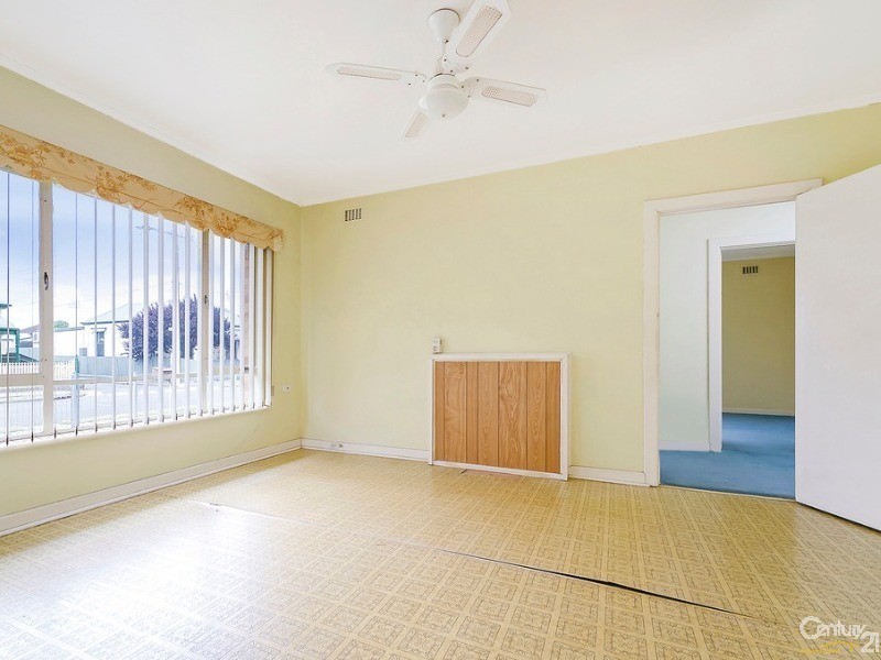 10 Balk Street, Largs Bay SA 5016