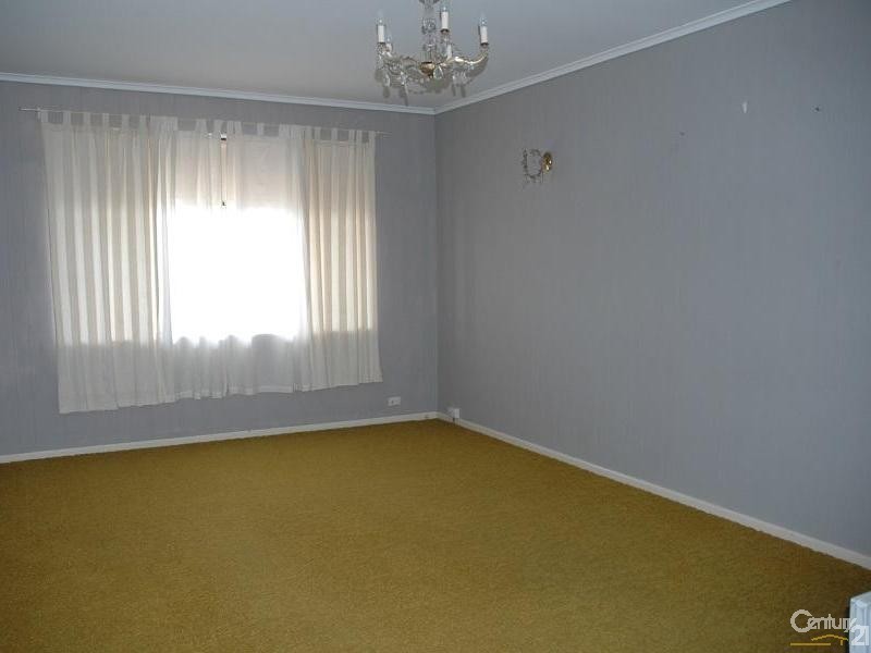 3 Victoria St, Glanville SA 5015