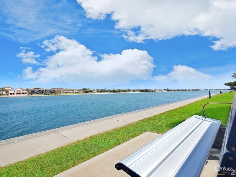 22/52 Sportsmans Drive, West Lakes SA 5021