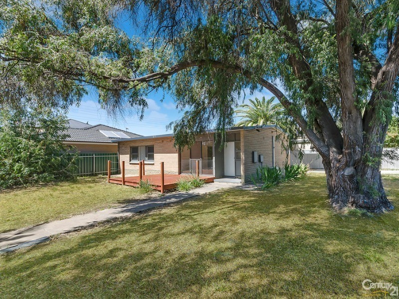 32 Moldavia Walk, Taperoo SA 5017