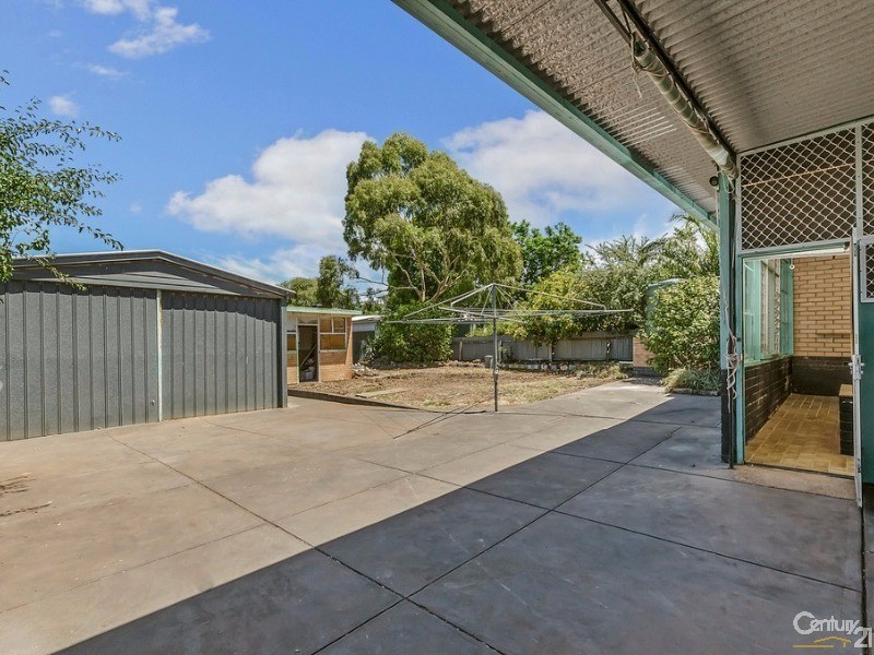 43 Maidos Grove, Valley View SA 5093
