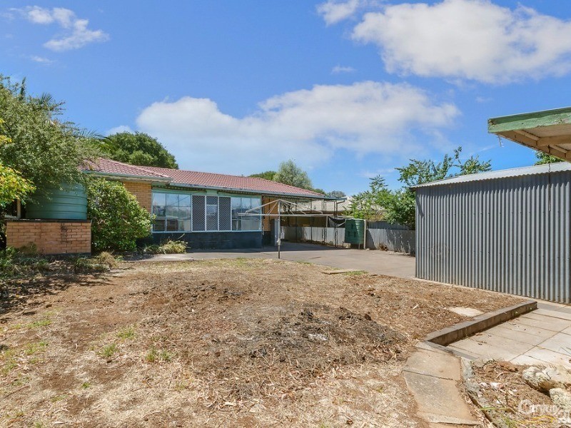 43 Maidos Grove, Valley View SA 5093