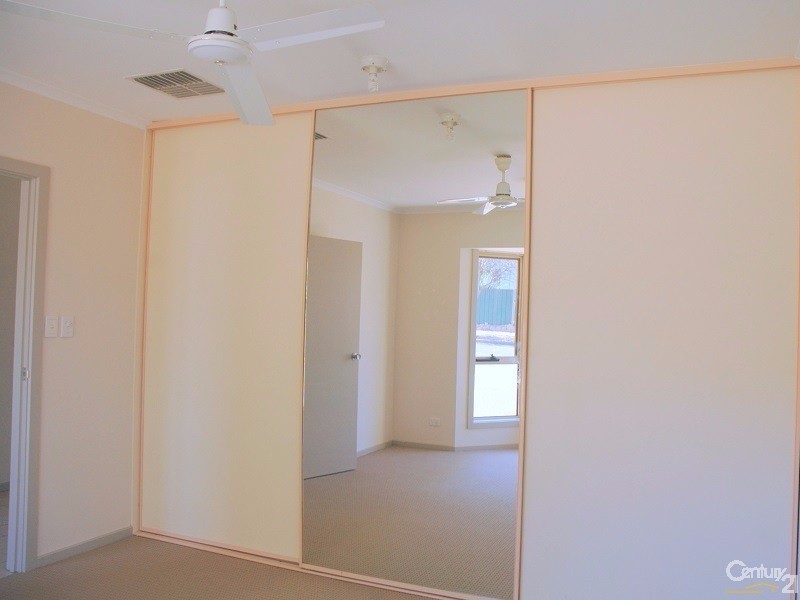 21 Bowman Crescent, Enfield SA 5085