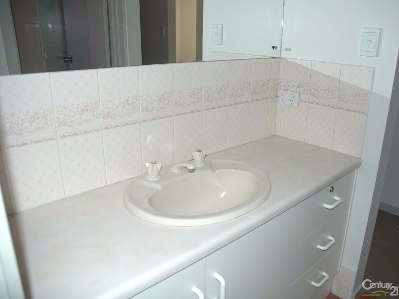 21 Bowman Crescent, Enfield SA 5085