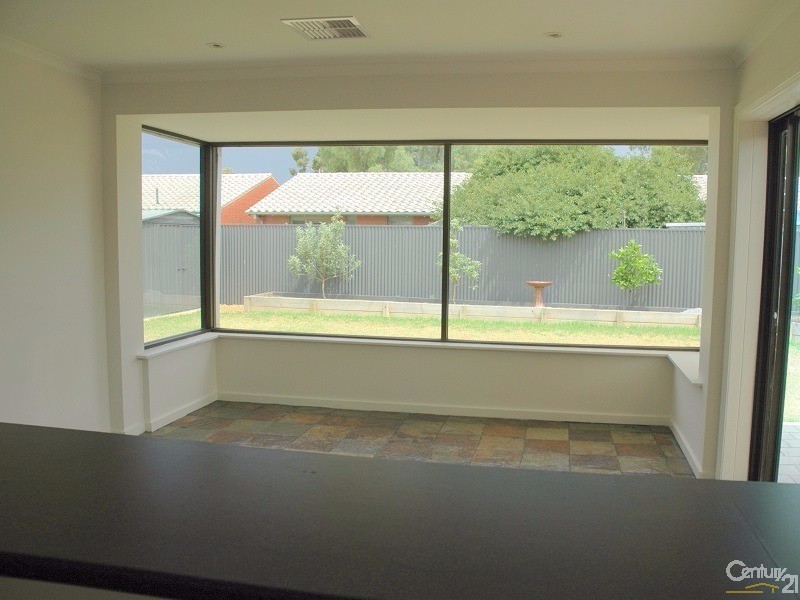 12 Kingfisher Drive, Semaphore Park SA 5019