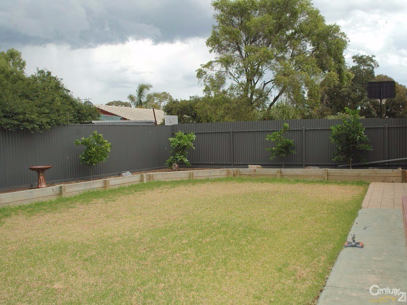 12 Kingfisher Drive, Semaphore Park SA 5019