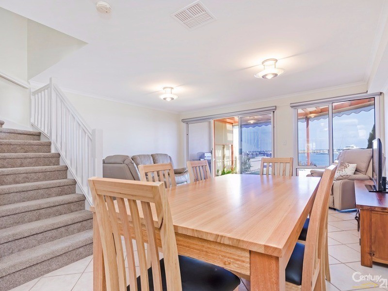 1/2 Cooroyba Court, North Haven SA 5018