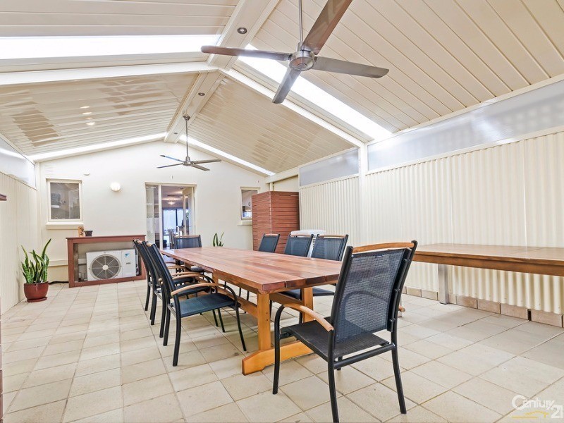 1/2 Cooroyba Court, North Haven SA 5018