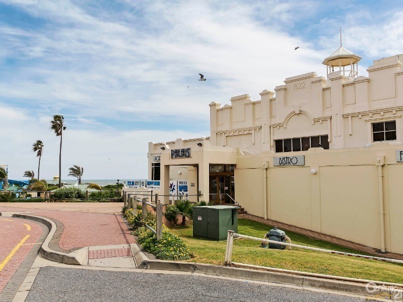 2/232 Military Road, Semaphore SA 5019
