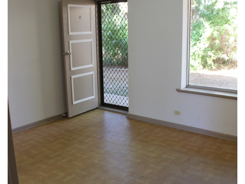 8/3 Noblet Street, Findon SA 5023