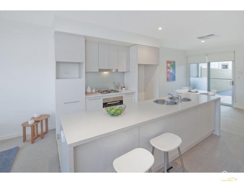 22 Tarni Court, New Port SA 5015