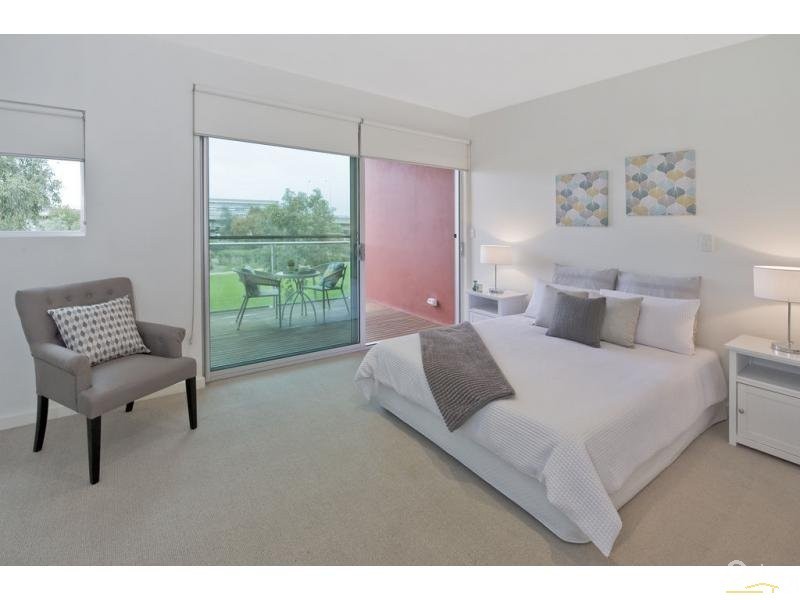22 Tarni Court, New Port SA 5015