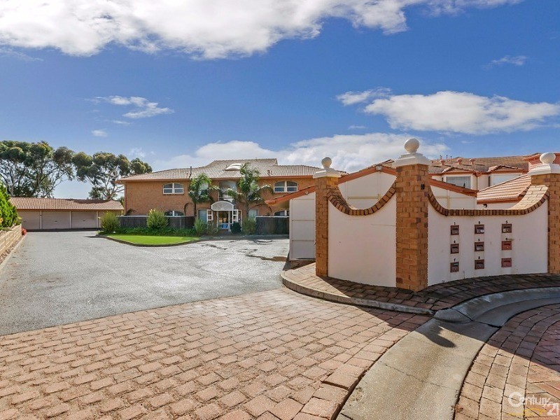 8/10 Sunrise Court, West Lakes SA 5021