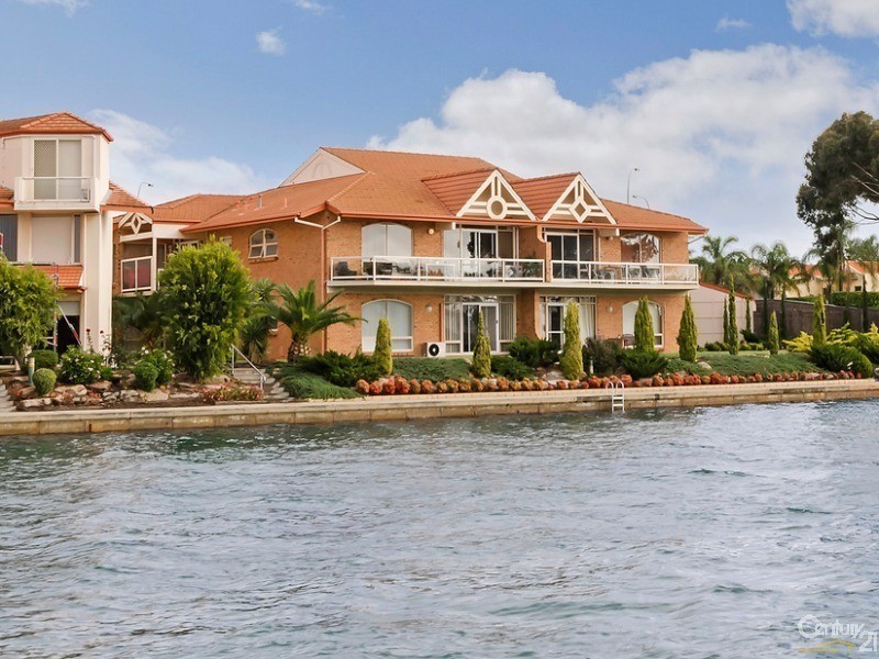 8/10 Sunrise Court, West Lakes SA 5021