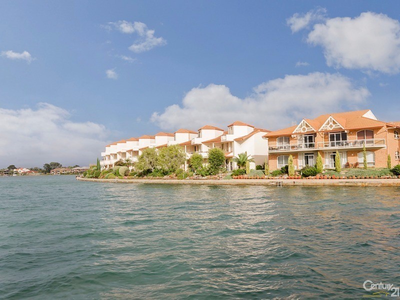 8/10 Sunrise Court, West Lakes SA 5021