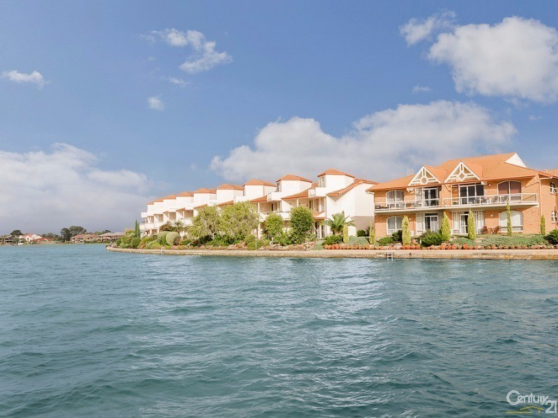 8/10 Sunrise Court, West Lakes SA 5021