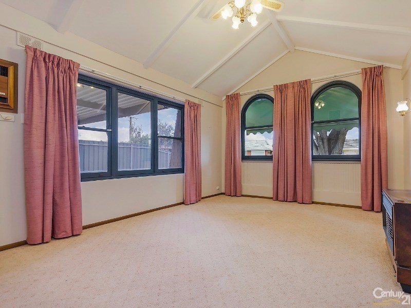 26 Sutherland Ave, Semaphore Park SA 5019