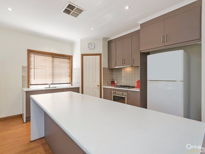 5 Eastbourne Terrace, Rosewater SA 5013