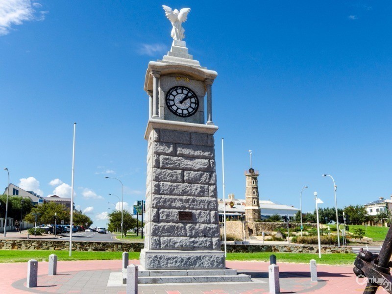 19 Company Street, Semaphore SA 5019