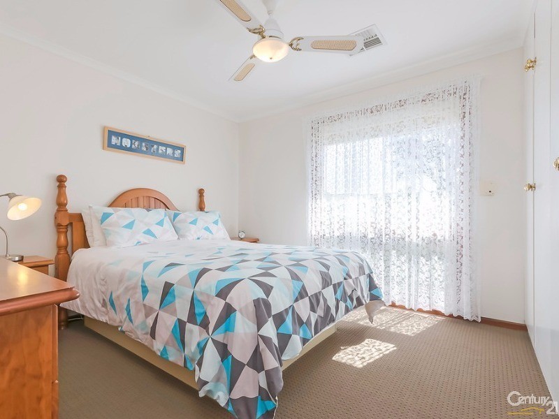 6 Tapping Crescent, North Haven SA 5018