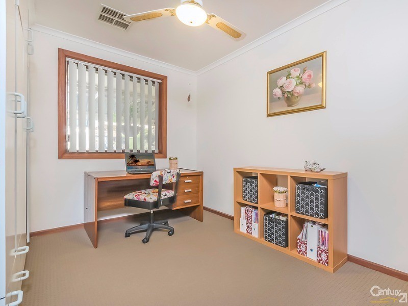 6 Tapping Crescent, North Haven SA 5018