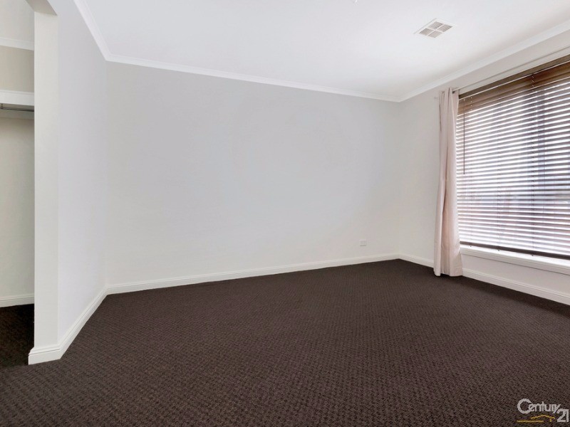 5 EASTBOURNE TERRACE, Rosewater SA 5013