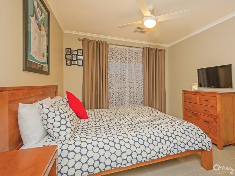 63 Himalaya Drive, North Haven SA 5018