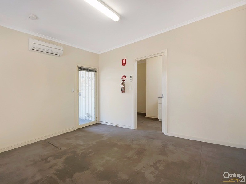 2/13 Creswell Road, Largs Bay SA 5016