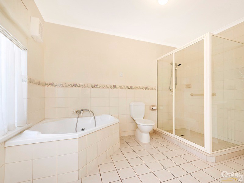 169 Strathfield Terrace, Taperoo SA 5017