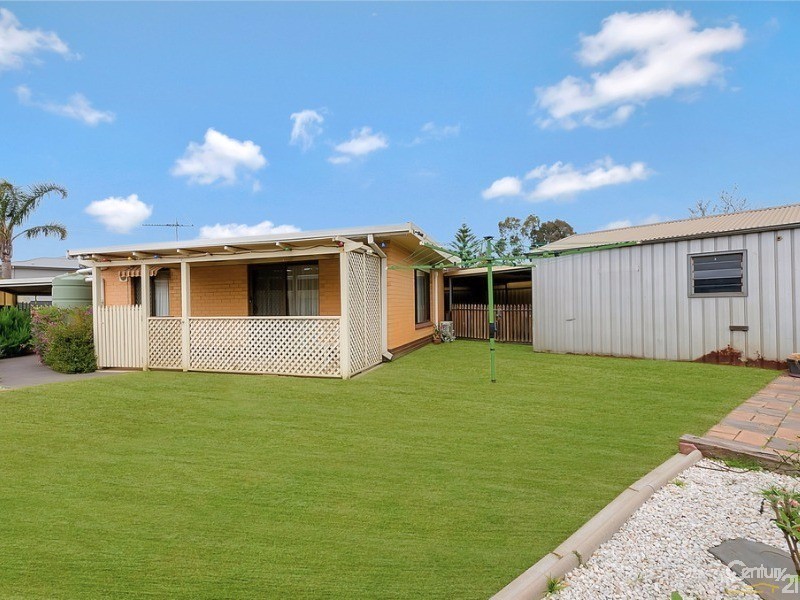 169 Strathfield Terrace, Taperoo SA 5017