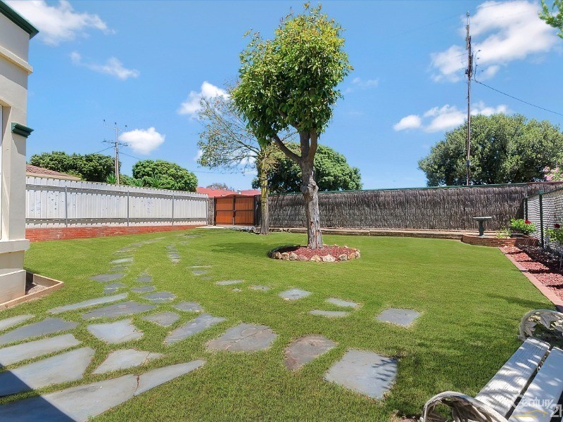 19 Hart Street, Semaphore SA 5019