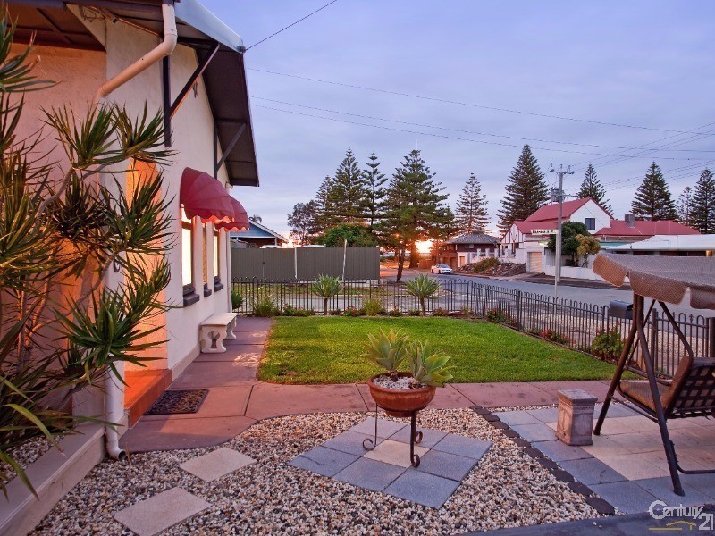 6 Moldavia Walk, Taperoo SA 5017