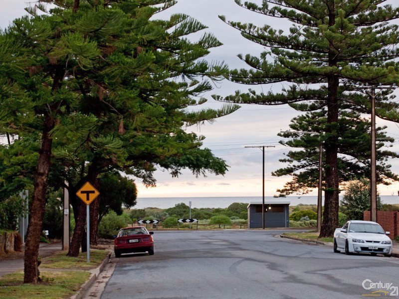 6 Moldavia Walk, Taperoo SA 5017